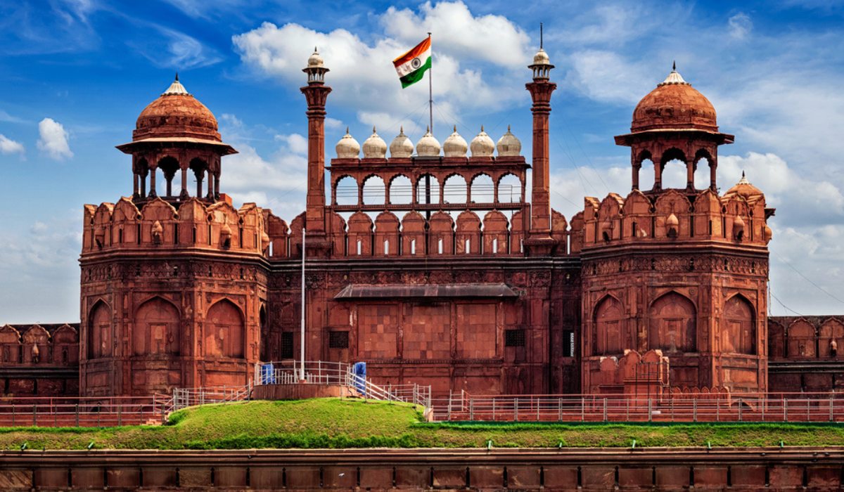 Read more about the article From Delhi to Agra: Same Day Car Tour of the Taj Mahal